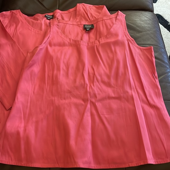 Eileen Fisher Silk Petite Two Piece Top. - Picture 2 of 8